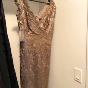 Tadashi Shoji Gold cocktail dress size 6